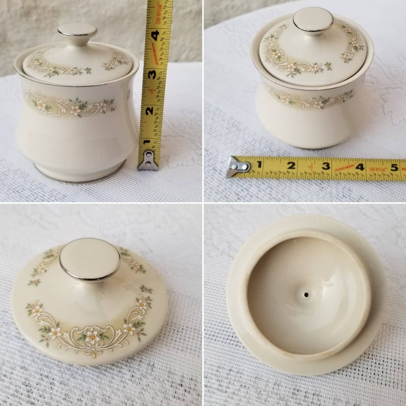 Cream Colored Lotus Pattern Made in Japan Flowers Lidded Sugar Holder Crest Wood Ivory China Sugar Bowl with Lid Floral Porcelain