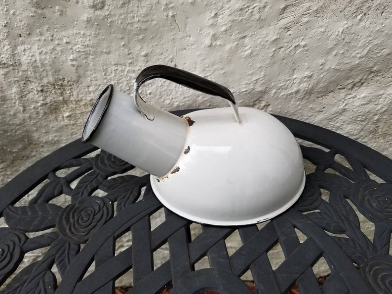 White Enamel Urinal Enamelware Urinal Vintage Medical Etsy