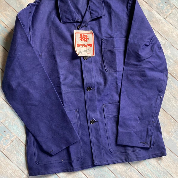 Indigo-Arbeitskleidungshemd, französischer Vintage-Arbeitsmantel aus französischem New Old Stock, tiefes Indigoblau der 80er Jahre Vintage-Arbeitskleidung, Deadstock-Malerjacke