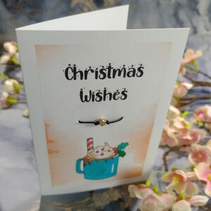 Weihnachtskarte mit weihnachtlicher Heiß schokolade. Grußkarte mit Wunscharmband, Frohe Weihnachten, Frohe Weihnachten