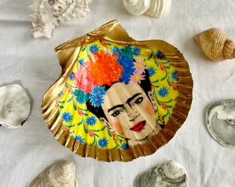 NEW Decoupaged Scallop Shell, Bright Frida Kahlo, Trinket Dish, Decorative Art Shells, Jewellery Dishes, Mother’s Day / Birthday Gifts