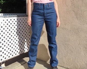 1970s Wrangler Jeans Deadstock NOS Dark Blue Denim Long Tall Straight Leg Western Cotton size 35" waist / 40" hip / 12" rise / 34.5" inseam