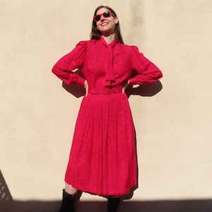 1980s Red Dress Snakeskin Print Bow Tie Neck Button Front Self Belt Side Pockets Long Sleeve size Medium - 40&quot; chest / 29-35&quot; elastic waist
