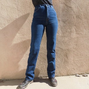 1980s Blue Jeans Liz Claiborne Cuffed Tall High Waisted Medium Wash Denim Straight Leg size 28&quot; waist / 38&quot; hip / 12.5&quot; rise / 35.75&quot; inseam