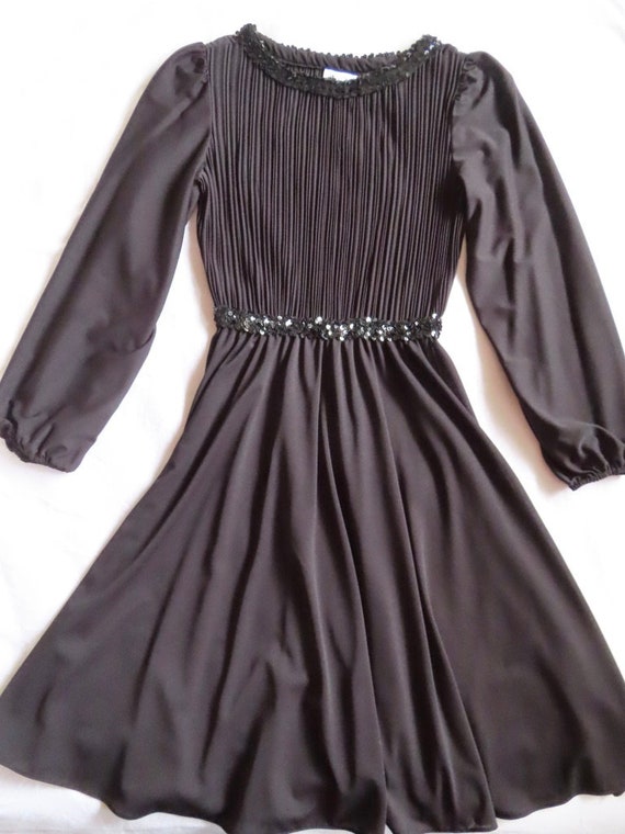 1970s Black Dress Sequin Pleated Full Long Sleeve… - image 9