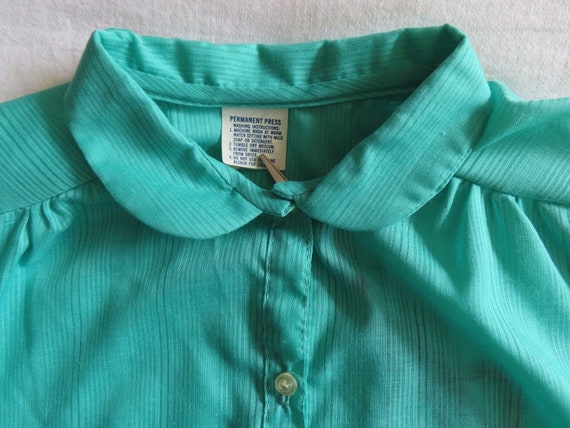 1960s Mint Green Top Peter Pan Collar Button Fron… - image 2