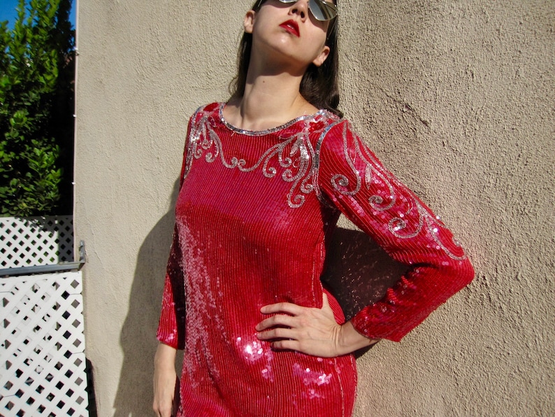 1980s Sequin Dress Red Silver Seed Bead Flower Swirl Flapper Round Neck 80s Does 20s Knee Length 100% Silksize Medium / Large bust 40 image 5