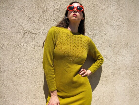 1960s Knit Dress Avocado Green Long Sleeve Sweater