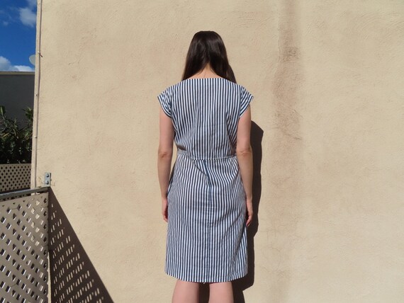 1970s Striped Dress Blue White Diagonal Vertical … - image 7