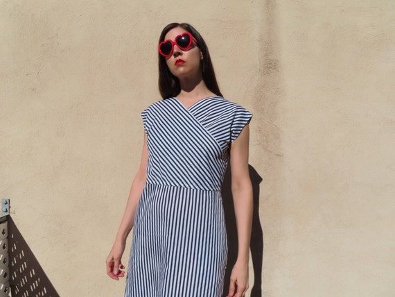 1970s Striped Dress Blue White Diagonal Vertical … - image 4