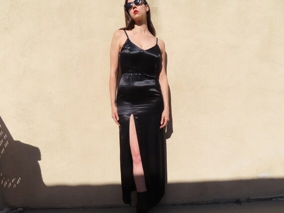 1990s Black Dress High Thigh Slit Frederick's of Hollywood Low Back Liquid  Satin Sexy Bombshell Gown Size XS / Small - 35" Chest / 38" Hip - Etsy  Canada