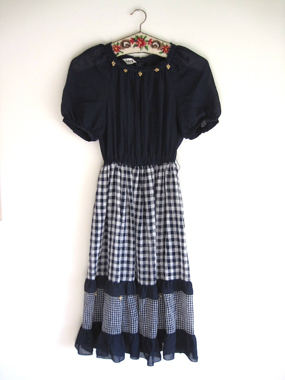 1990s Gingham Dress Navy Blue White Gold Leaf Trim Full Skirt Puff Sleeve Pintuck Lace Ribbon Trim Collar Bodice Size Small - 34" Bust - Etsy 1990s Gingham Dress Navy Blue White Gold Leaf Trim Full Skirt Puff Sleeve Pintuck Lace Ribbon Trim Collar Bodice Size Small - 34" Bust - Etsy