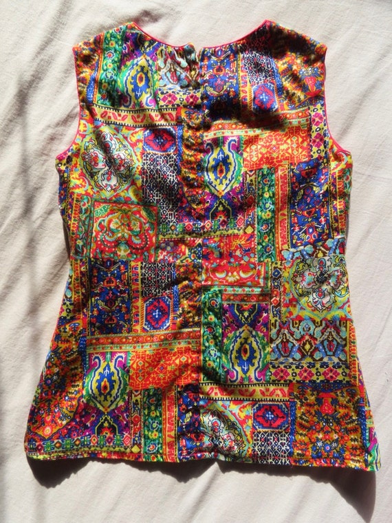 1960s Patchwork Top Multicolor Patterned Sleevele… - image 6