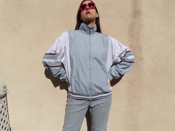 Veste Dior des annees 1980 avec logo gris blanc marron rouge Designer vintage hommes zip frontal col haut coupe vent manteau taille grande XL poitrine de 50 Etsy France