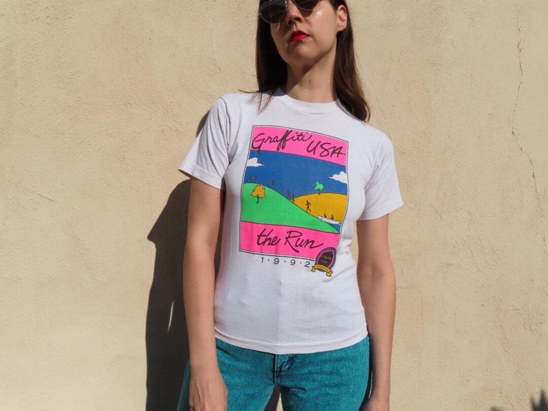 1990s Neon T-shirt Athletic Sponsored Run Souvenir Runner Tree