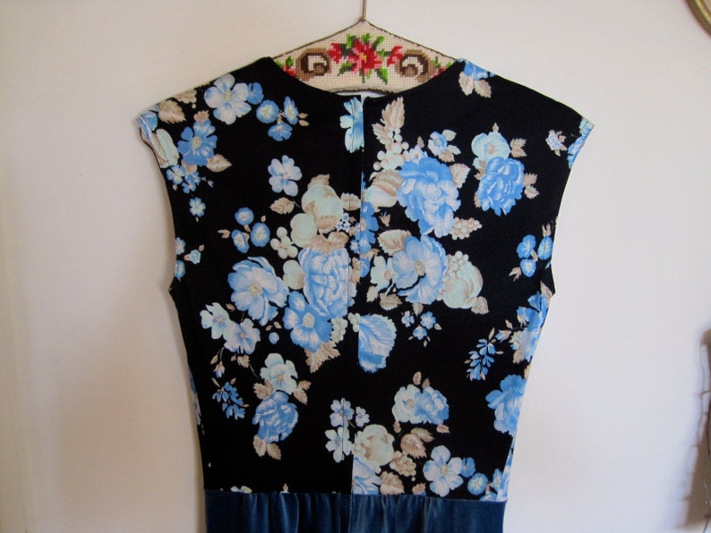 1980s Jumpsuit Black Floral Top Blue Velvet Pants Sleeveless V-Neck size Medium bust 39 waist 28
