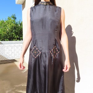 1990s Silk Dress April Cornell Black Embroidered Pink Floral High Collar Small Patch Pocket Sleeveless Over the Knee size Large - 44&quot; chest