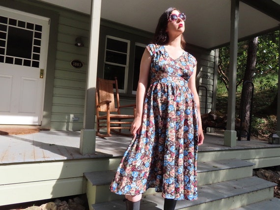 1960s Floral Dress Full Circle Skirt V-Neck Sleev… - image 3