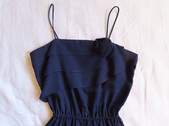 Prom Dress Navy Blue Spaghetti Strap Mermaid Maxi Dress With Sequin Floral Appliques Lace Up Back Formal Evening Party Gown