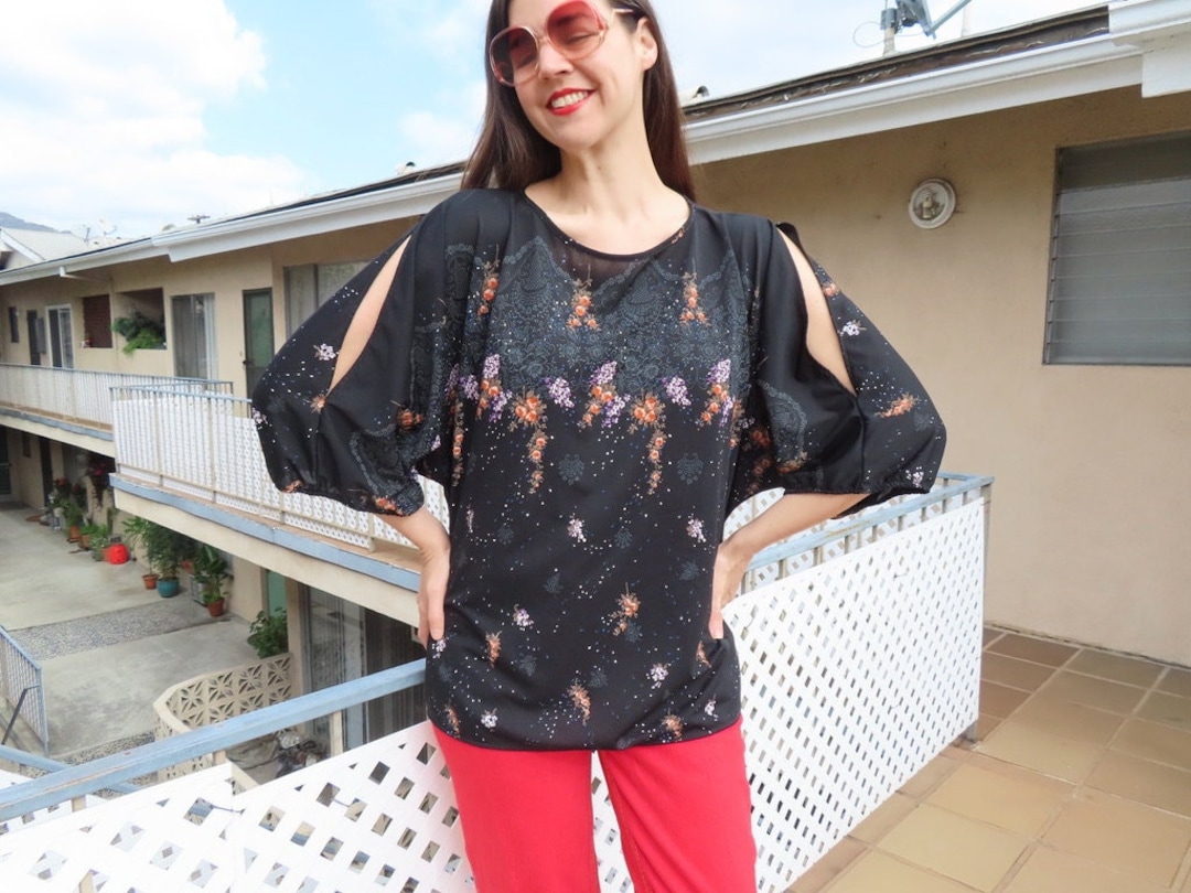 1980s Floral Top Plus Size Slit Sleeve Black Flower Print Dolman