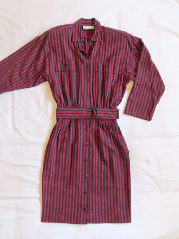 1980s Striped Dress Red Black Carol Anderson Belted Dolman Sleeve Shirtdress sz XS / Small - 41" chest / 26" waist / 39" hip / 42.5" length