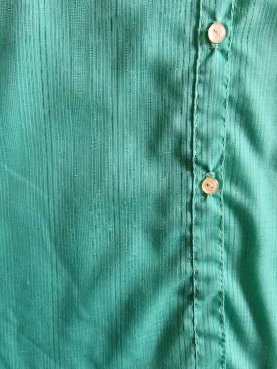 1960s Mint Green Top Peter Pan Collar Button Fron… - image 4