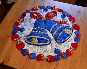 Christmas Bells Table Toppers or Pattern/ 23” diameter/ Golden Bells Holiday Wall Hanging/ Merry Christmas USA table decor/ Original Pattern