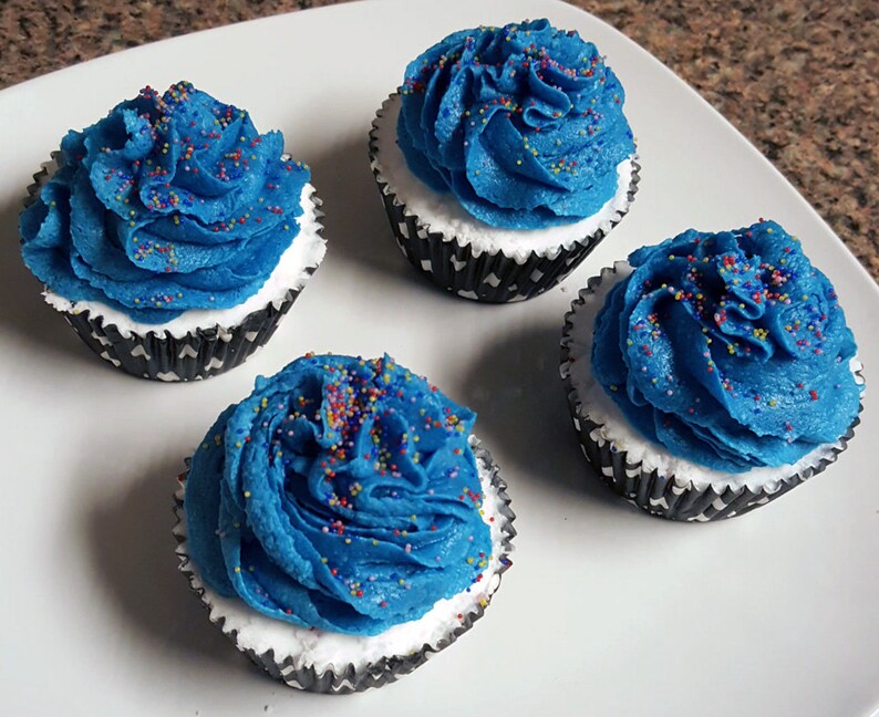 Cupcake Bubble Bath Bomb With Vanilla Bean Fragrance Jojoba Etsy