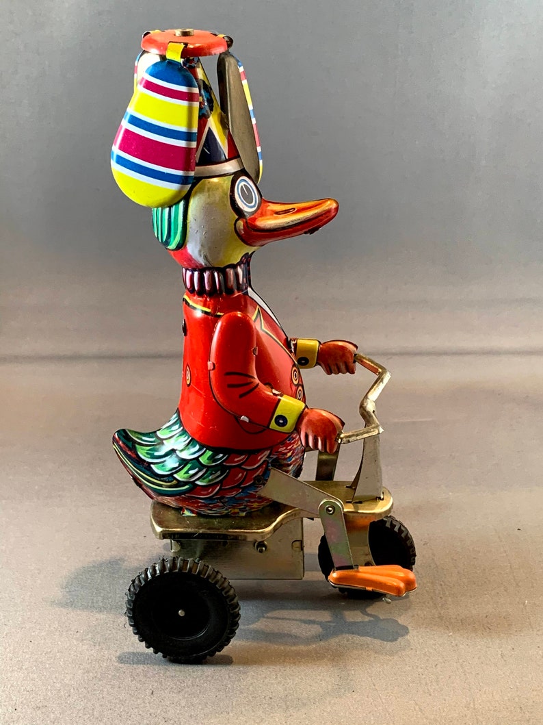 Vintage Reproduction Duck on Bike Working Wind-Up Litho Tin Toy, 8 Tall image 5