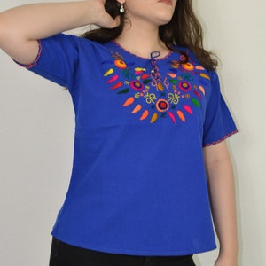 Embroidered Floral Blouse Guatemalan Huipil Hippie-Boho  Artisanal Blouse Guatemalan Floral Top Colorful Top from Guatemala