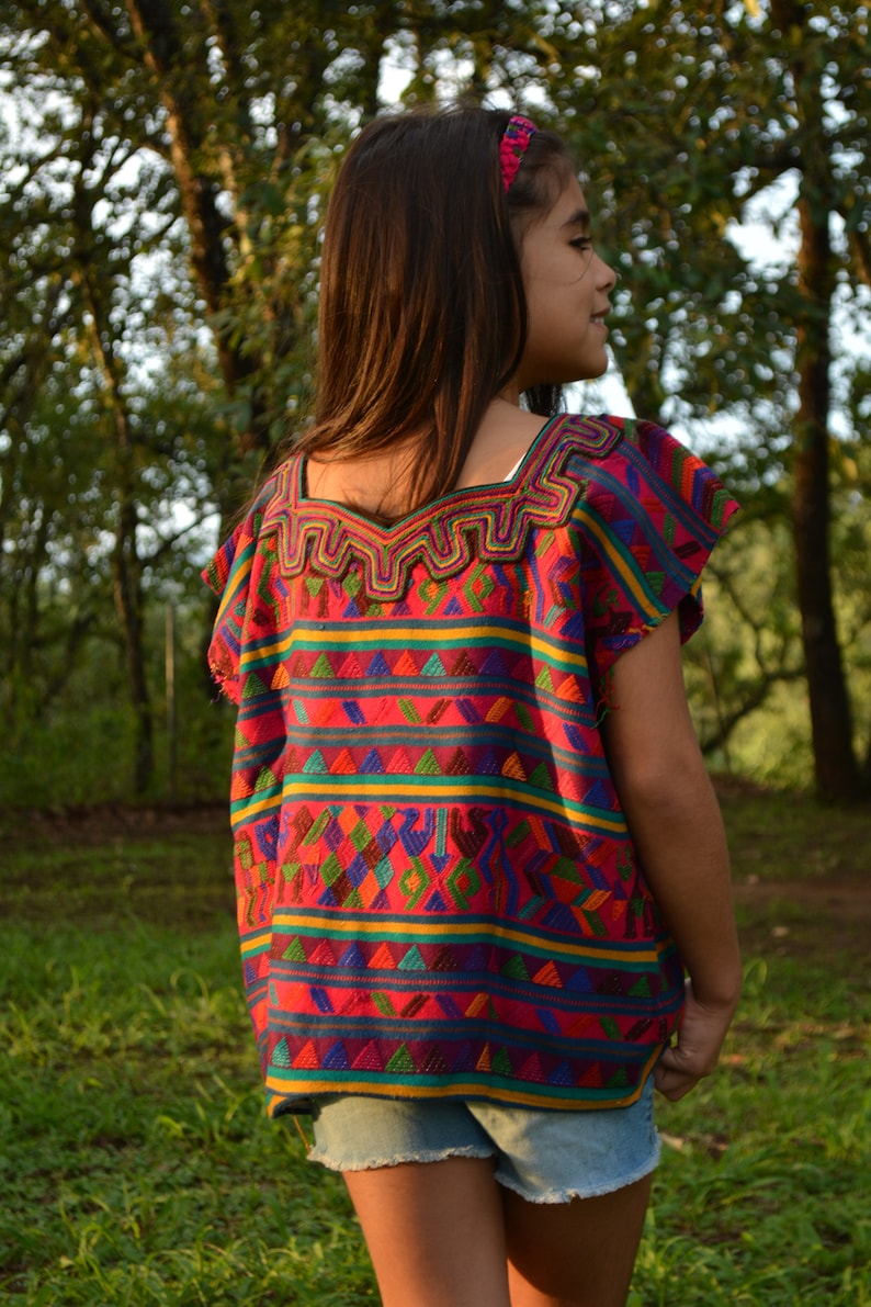 Boho girl huipil Bohemian outfit for kids girls Mayan blouse Guatemalan huipil Vintage Mayan boho Girls Top Boho chic blouse for girl