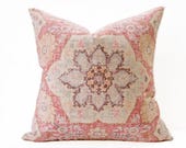 Boho rot Kissenbezug - Bauernhaus ausgeblichen Rot Beige Kissen - persische Kissen - Kissen - Shabby Chic Kissen, Französisch landkissen