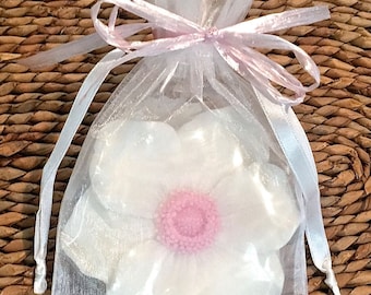 25 Beautiful Flower Vegan Soap Favors in Organza Gift Bags Perfect for Weddings, Showers & Birthday Parties