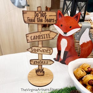 Don’t Feed The Bears Sign/ Camping Themed Table Sign, Camping Party Decor / Baby Shower - Camping Themed Baby Shower/ Camping Birthday Decor
