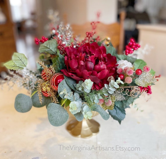 Christmas floral centerpiece deals