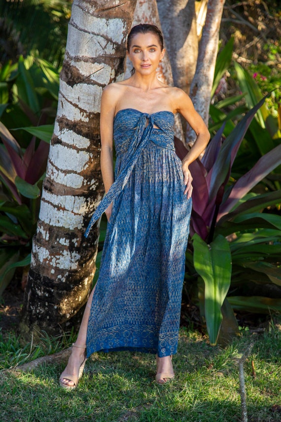 tammy gold dress 1989 Vicky Tiel Couture Metallic Gold Lame Gathered & Draped Strapless –  Shrimpton Couture main image 0