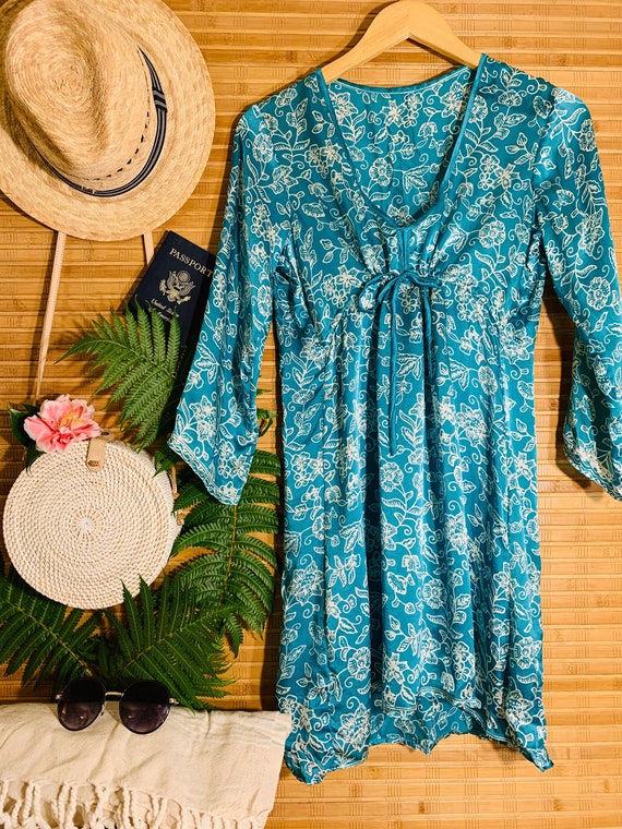Final Sale! Women's Silk Baby Doll Dress, Green Teal Batik Silk Dress, Boho Beach  Dress, Short Sleeve Loose Mini Dress, Womens Resort Wear - Etsy UK