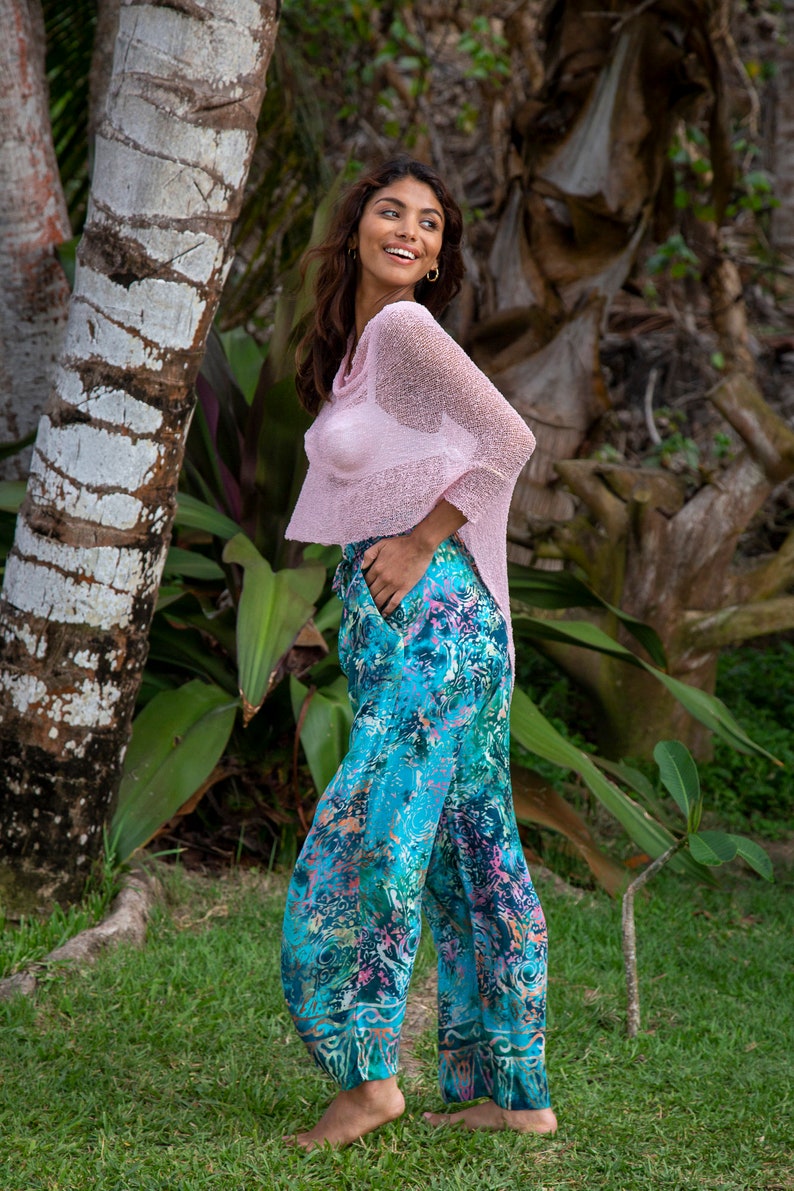 Poncho azul marino, Poncho de punto para mujer, Poncho de boda infinito, chal ligero, ropa de resort, Poncho de verano, más de 50 colores disponibles 2 Ballerina 43