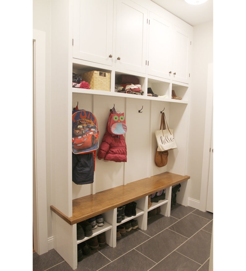 Shaker Wall Mudroom Built In Wood Working Project Plan and 3D Model image 3