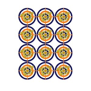 Könnte beinhalten: Zwölf runde orangefarbene und blaue Zielscheiben-Aufkleber mit dem Text "Hope you had a blast!" in Gelb. Die Aufkleber sind perfekt für Partygeschenke oder Dankeschön-Geschenke.