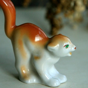 Vintage Porcelain Cat Figurine - Home Decor Polonsky Factory, Ukraine