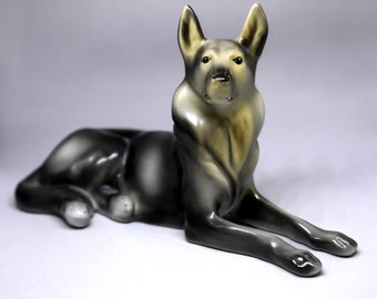 Hollohaza Hungary - hand painted German Shepherd Dog porcelain figurine
