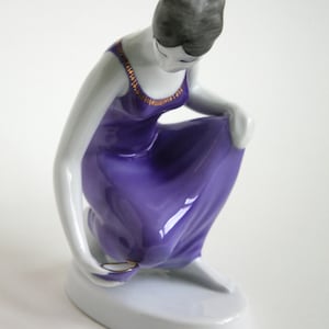 Girl with Bowl - Hollohaza hand painted figurine