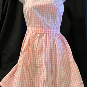 Pink & White Cotton Gingham, Machine Sewn, Full Apron With Single Pocket and Ties - Vintage Handmade - Circa 1960s