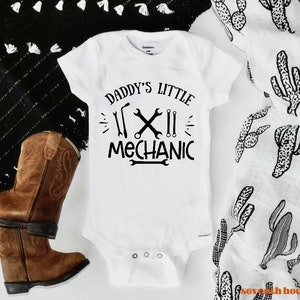 Mechanic Baby Onesie® Daddy&#39;s Little Mechanic, Baby Shower Gift , Garage baby, Newborn Onesie®, Funny Onesie, Custom Clothing