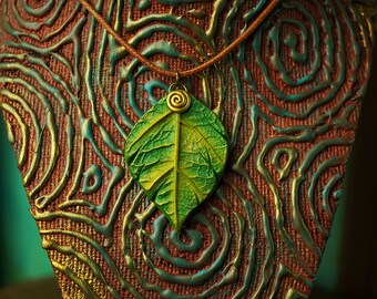 Green Leaf Necklace