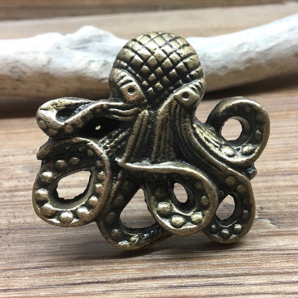 Antique Bronze Octopus Knob - Large Metal Knob - Nautilus Squid Beach Nautical Drawer Pull - Ocean Animal Bathroom or Nursery decor