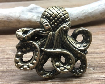 Antique Bronze Octopus Knob - Large Metal Knob - Nautilus Squid Beach Nautical Drawer Pull - Ocean Animal Bathroom or Nursery decor