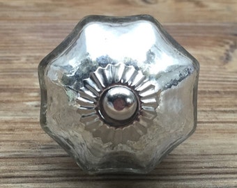 1.75" Mercury Silver Scallop Glass Knob Centerpiece  - Modern Drawer Pull - Decorative Knob - Cabinet Decor