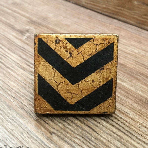 1.5 "Cuadrado Ámbar y Negro Chevron Wood Knob - Tirante de cajón de madera moderna - Cobre metálico - Decoración del gabinete de ámbar iridiscente